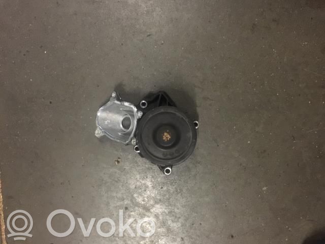 Water pump   7805808