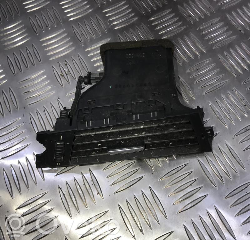 BMW 3 E90 E91 Luftausströmer Lüftungsdüse Luftdüse seitlich 