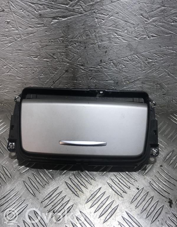 BMW 3 E90 E91 Centrālā konsole 