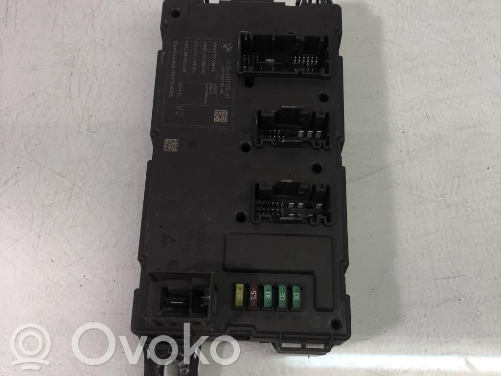 BMW 3 F30 F35 F31 Dzinēja vadības bloks 