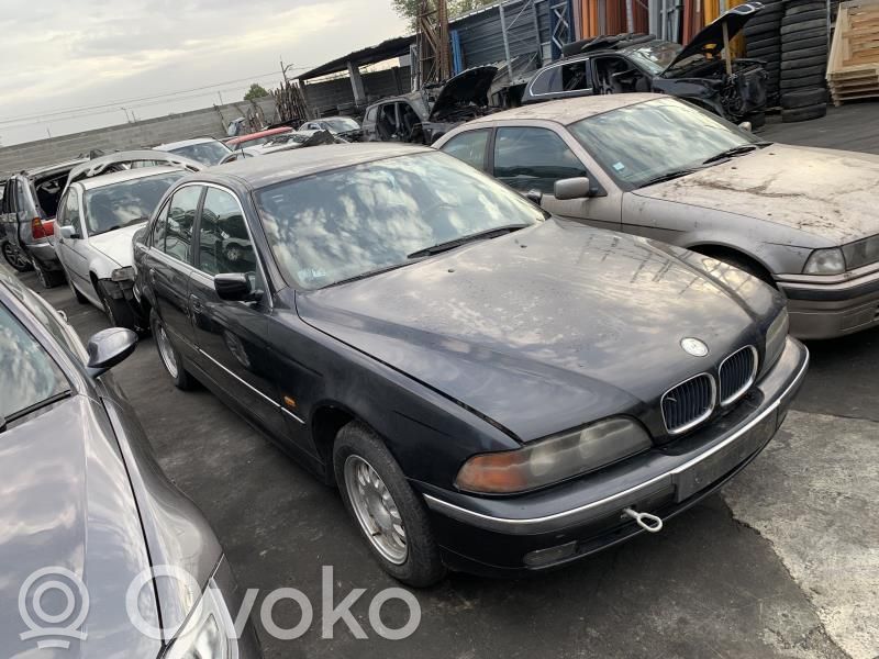 BMW 5 E39 Klamka zewnętrzna drzwi przednich 