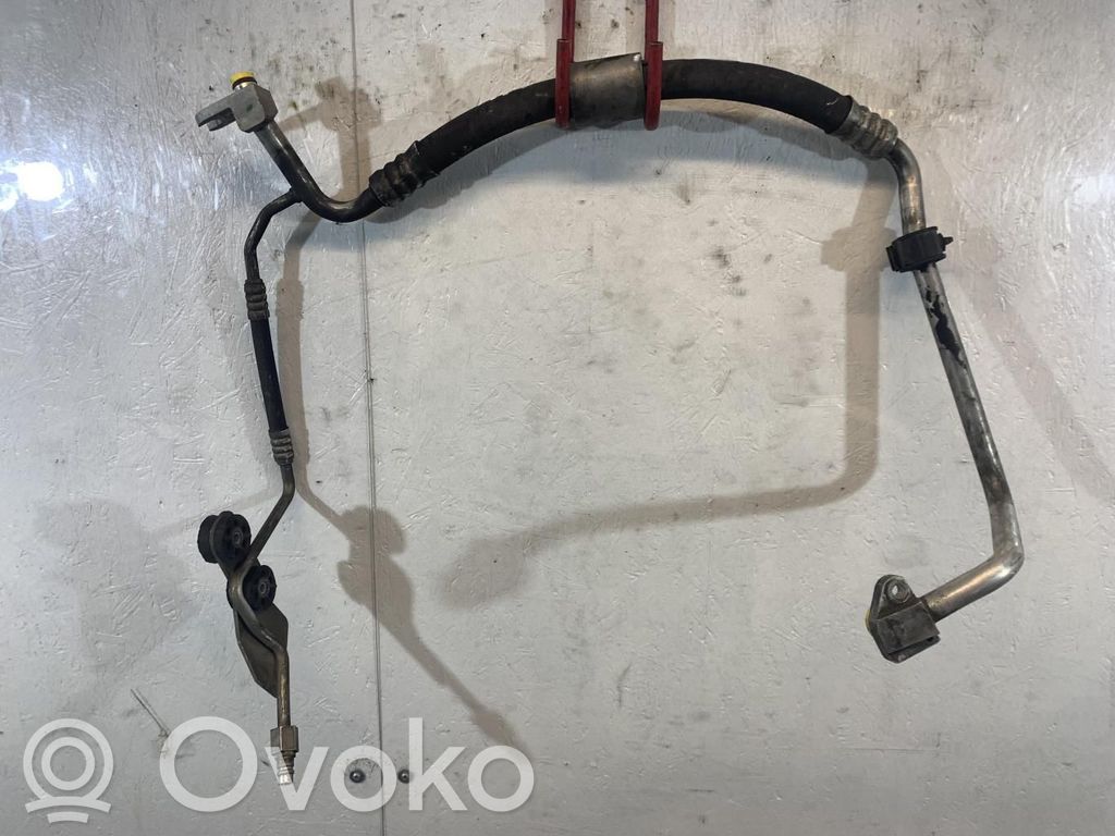 Ilmastointilaitteen putki (A/C)   64509181824