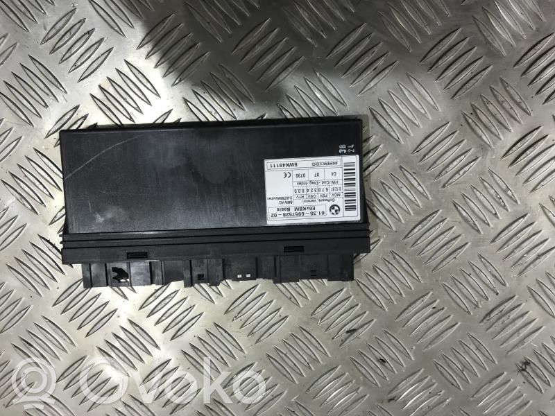 Unidad de control/módulo del motor   61356957528