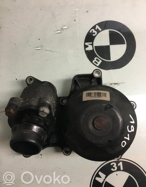 BMW X1 E84 Pompe de circulation d'eau 