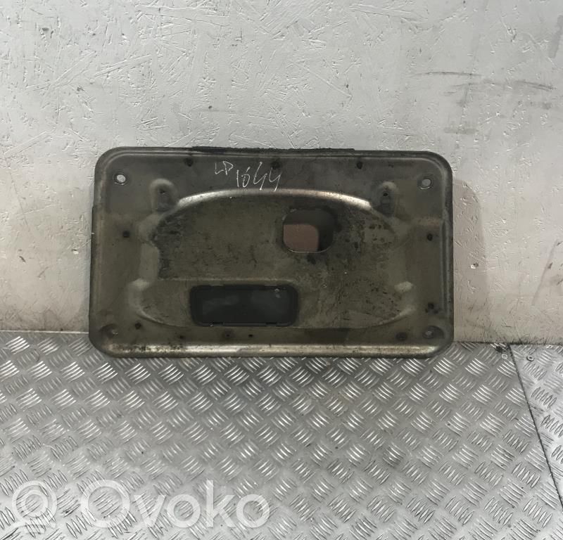 Engine splash shield/under tray   51713403737