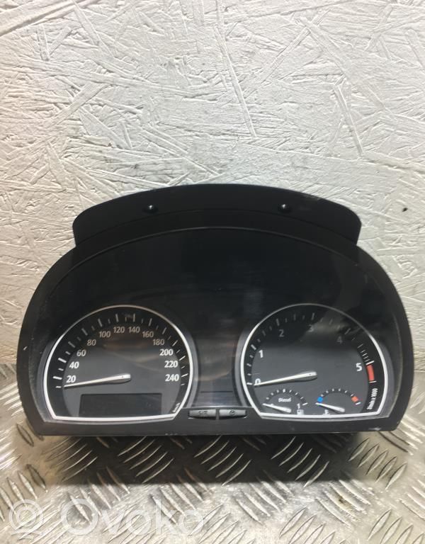 BMW X3 E83 Speedometer (instrument cluster) 