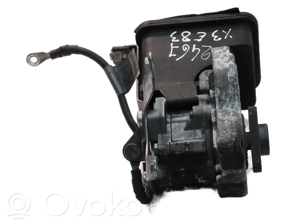 Ohjaustehostimen pumppu   32413450765