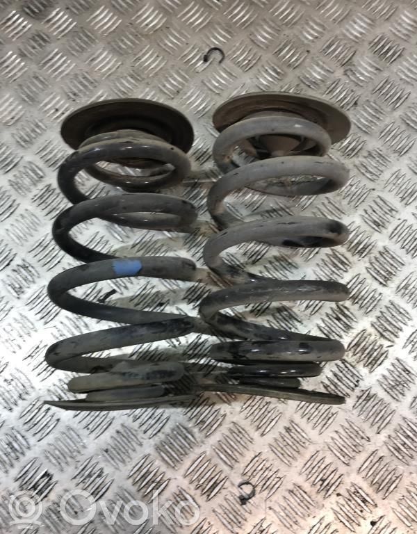 BMW X3 E83 Muelle espiral trasero 