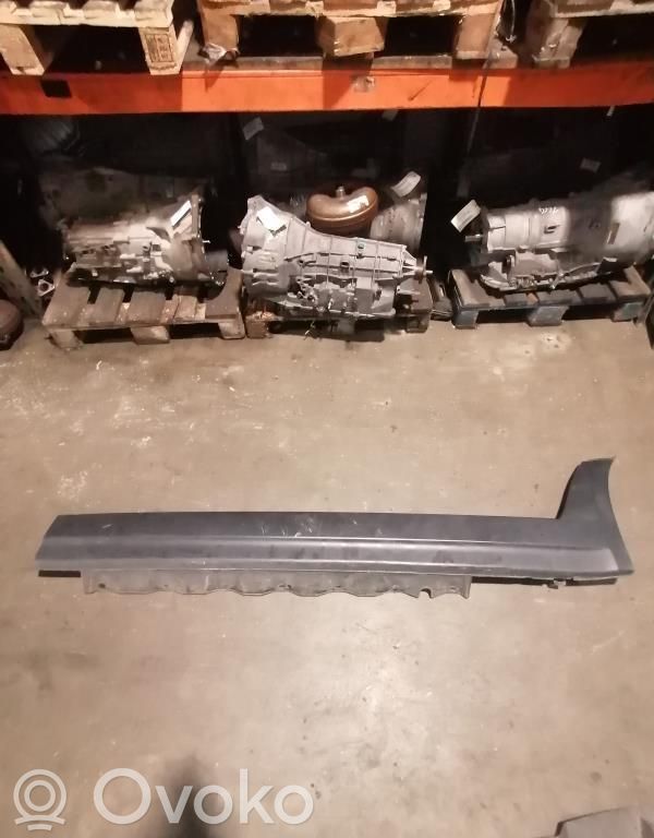 BMW X3 E83 Sill 