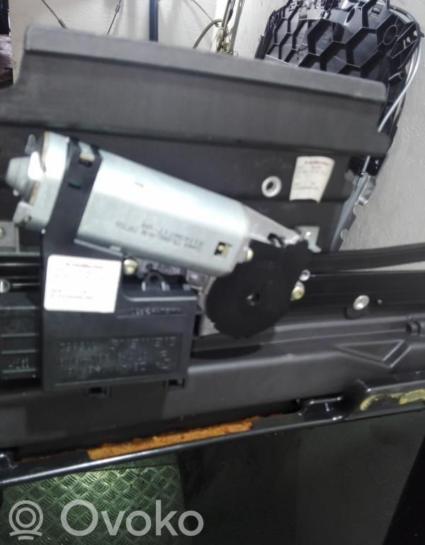 Motor / Aktuator