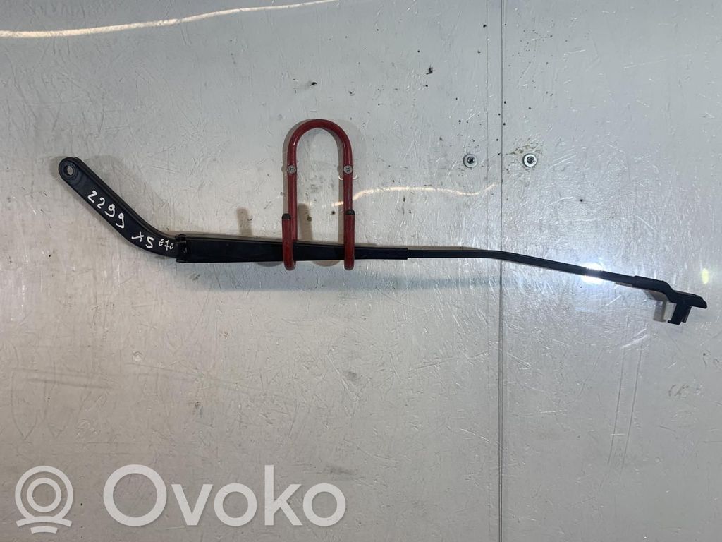 BMW X5 E70 Wischerarm vorne 
