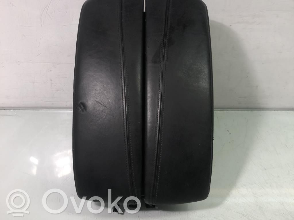 BMW X6 E71 Armrest 