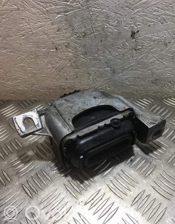 Mini One - Cooper R56 Engine mount bracket 