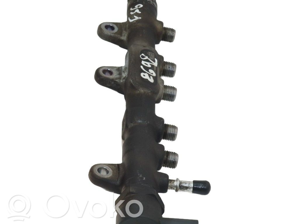 Mini One - Cooper F56 F55 Listwa wtryskowa 