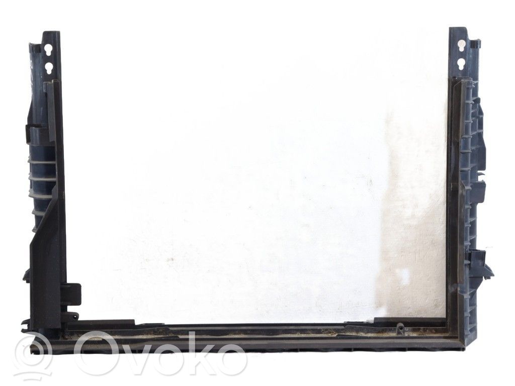 BMW 6 E63 E64 Radiator mount bracket 