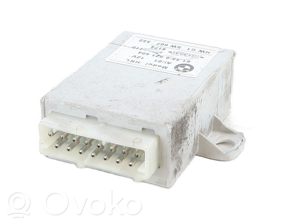 Unidad de control/módulo del motor   61357188110