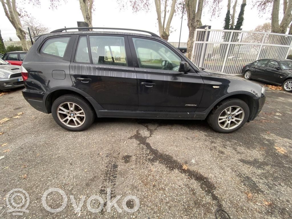 BMW X3 E83 Manecilla externa puerta trasera 