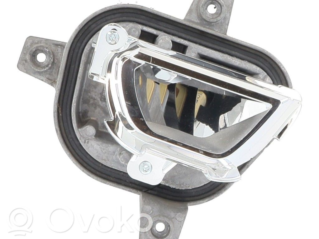 BMW X1 F48 F49 Lampa przednia 