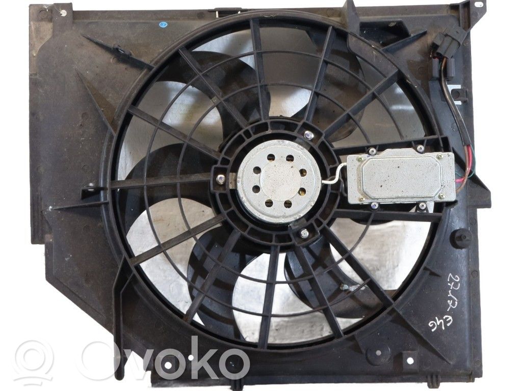 BMW 3 E46 Elektrisks radiatoru ventilators 
