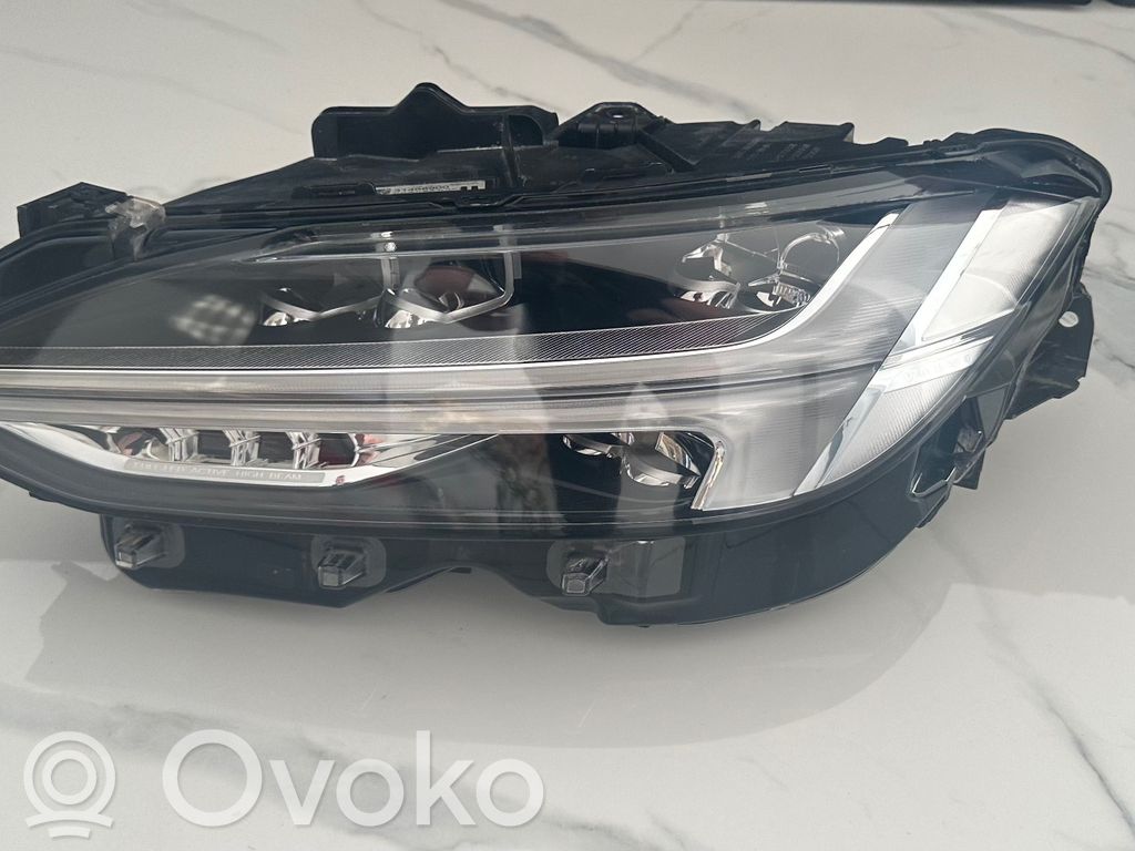 Volvo S90, V90 Scheinwerfer 