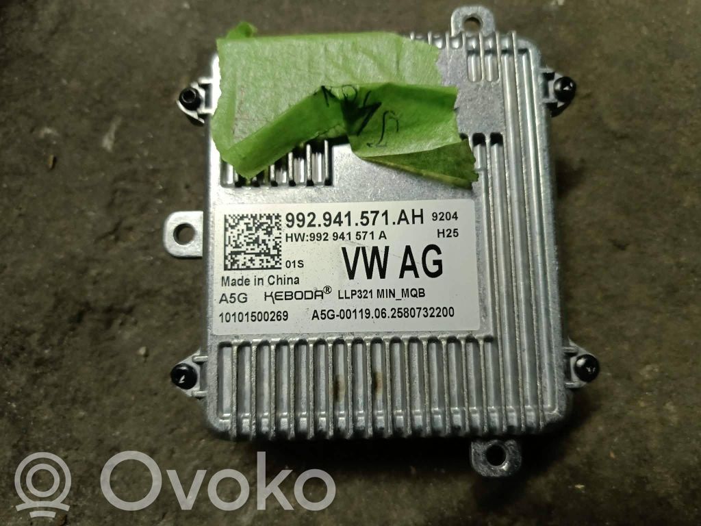 Skoda Superb B8 (3V) Przetwornica napięcia / Moduł przetwornicy 