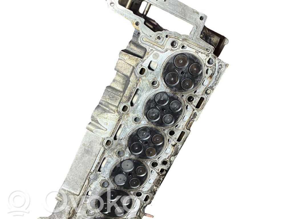 BMW X5 E70 Engine head 
