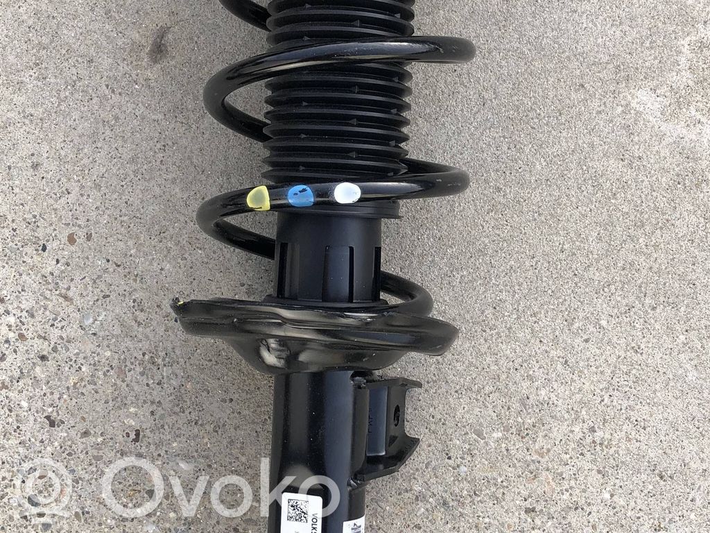 Volkswagen PASSAT B9 Amortyzator przedni 