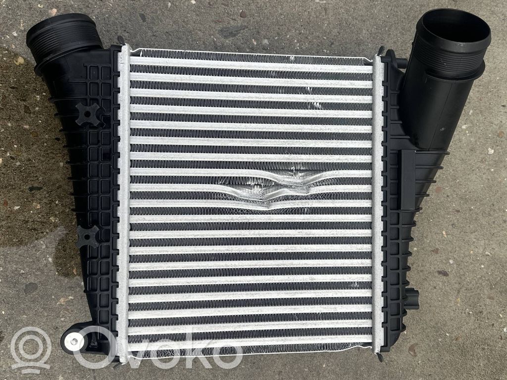 Bentley Bentayga Interkūlerio radiatorius 