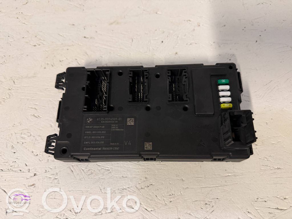 BMW 4 F32 F33 Saugiklių blokas 
