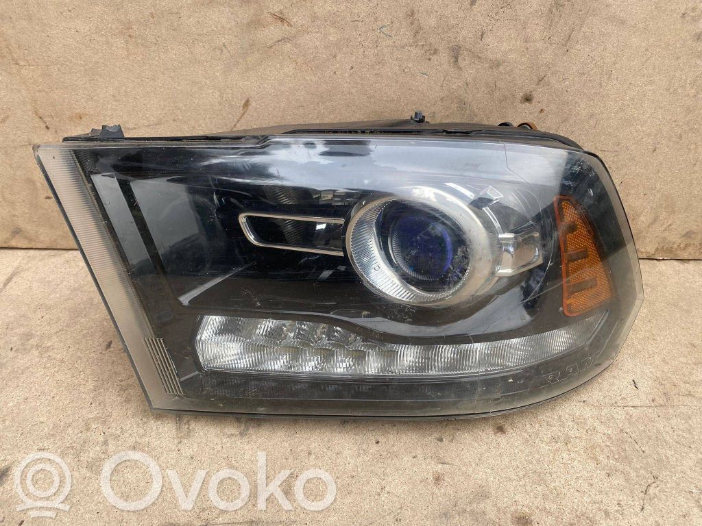Headlight/headlamp   68324933AD