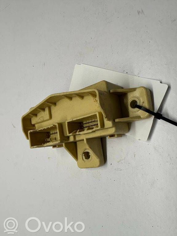 KIA Pro Cee'd III Fuse module 