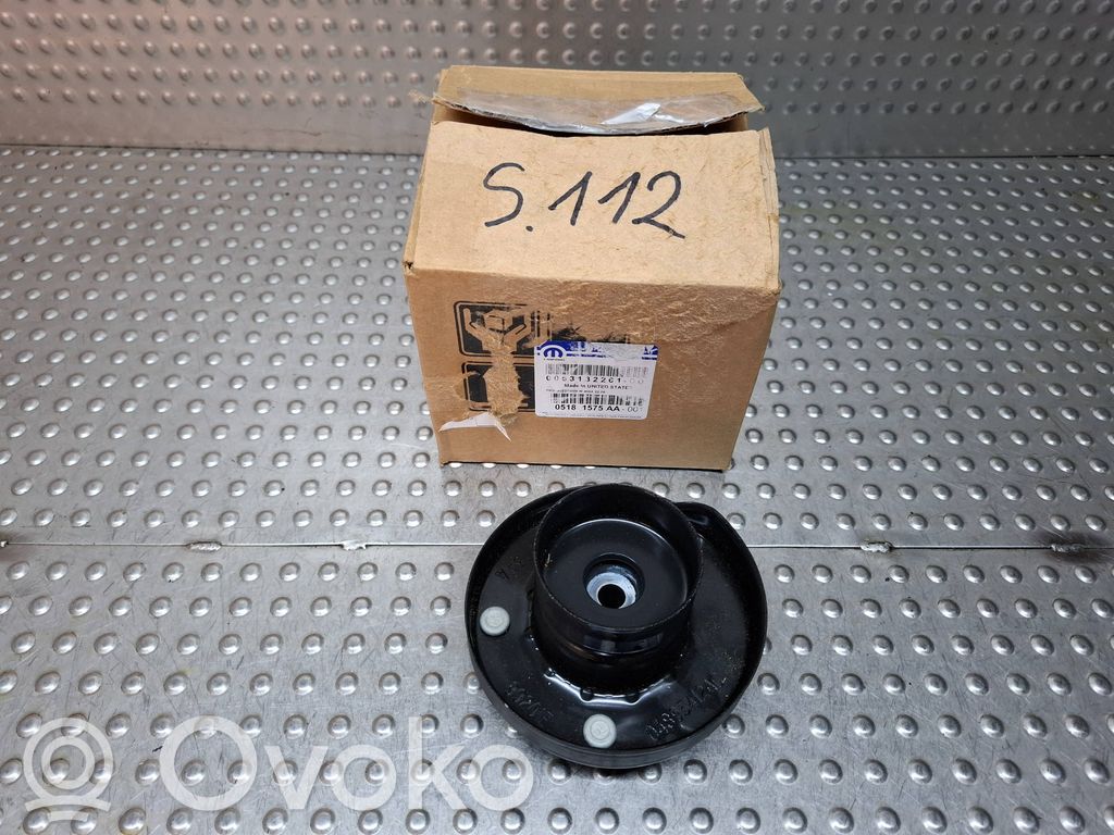 Chrysler 300C Mocowanie sprężyny amortyzatora 