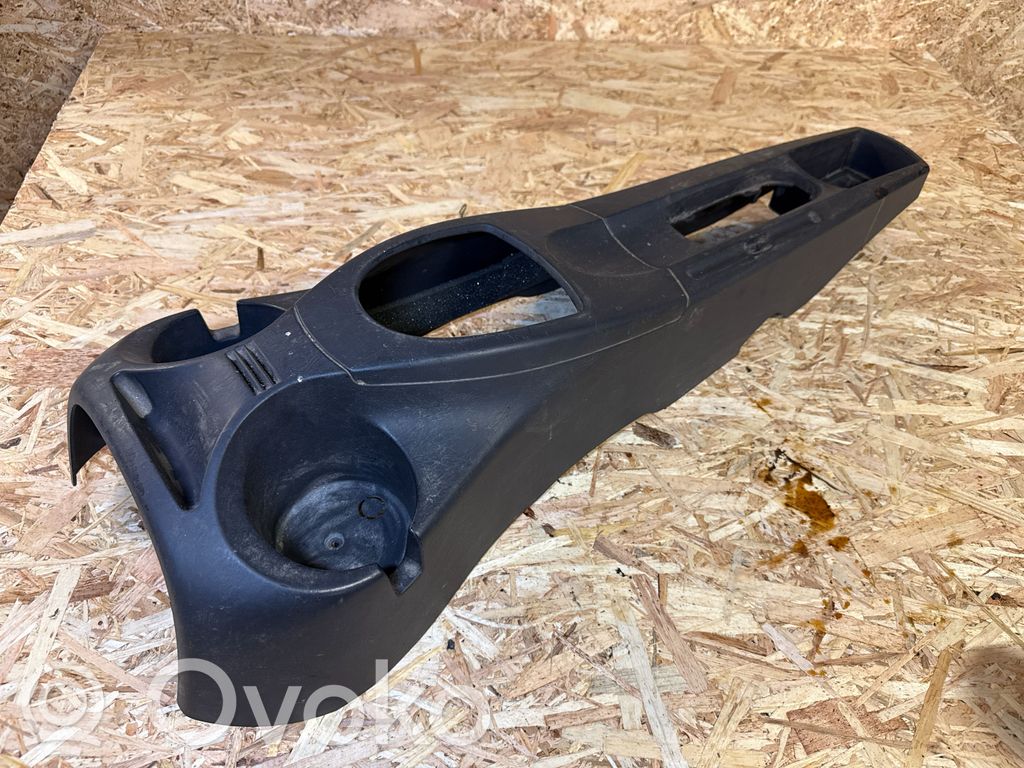 Ford Focus Center console 