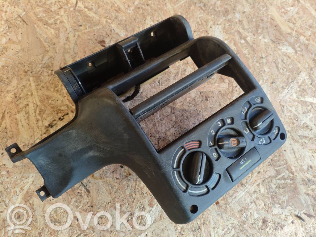 Opel Astra F Climate control unit 