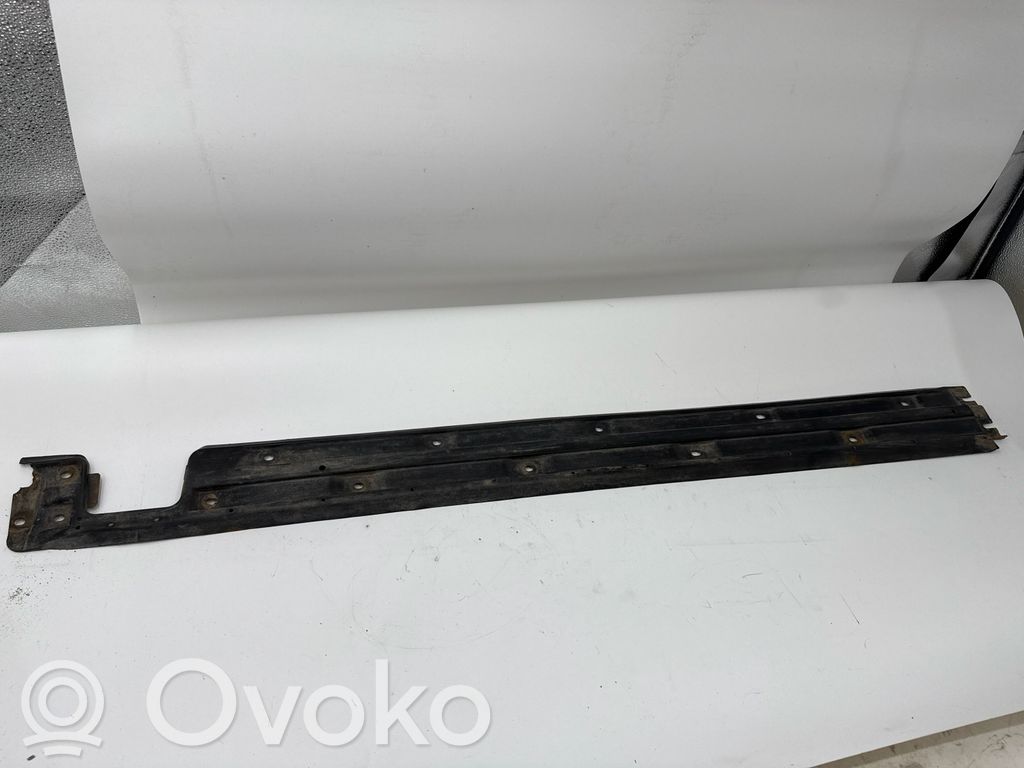 BMW 5 E39 Šoninė dugno apsauga 