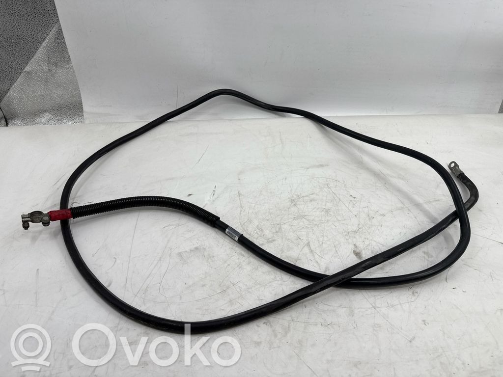 Plus / Klema / Przewód akumulatora   00172637