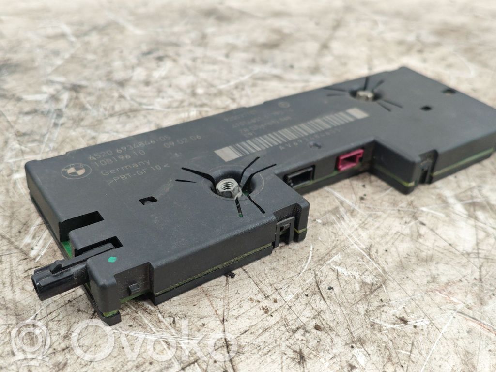 BMW 3 E90 E91 Antenas pastiprinātājs 