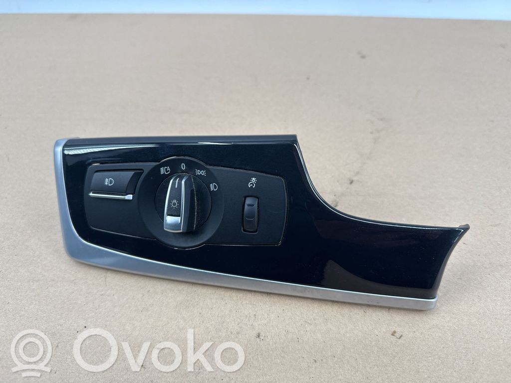 BMW 5 F10 F11 Przełącznik świateł 