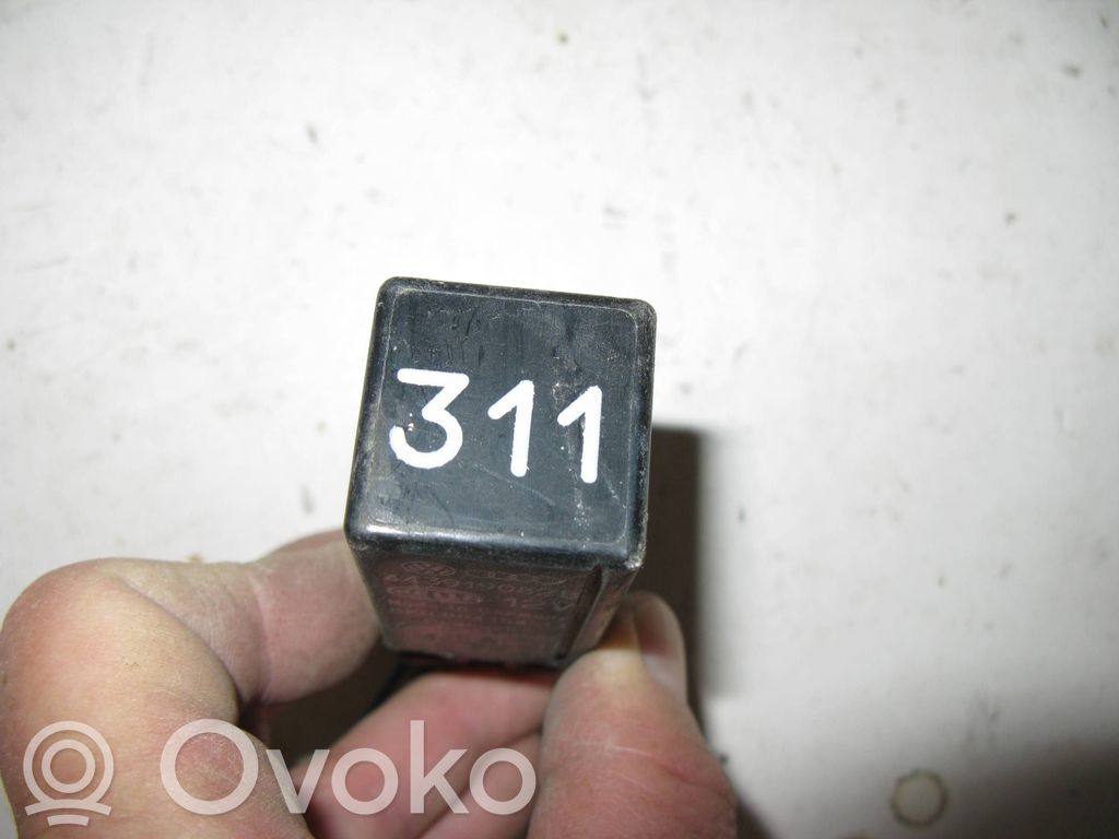 Otros relés   443919082B,5KH00415413