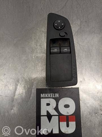 BMW 1 E81 E87 Electric window control switch 