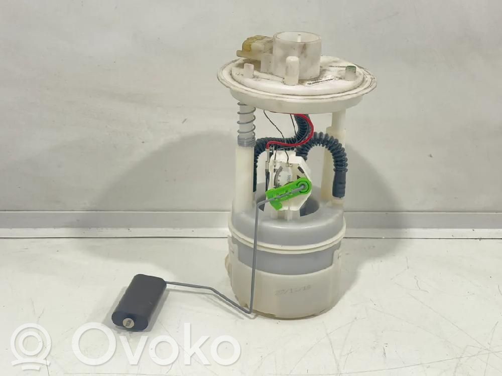 Lancia Y 840 Bomba interna de combustible 