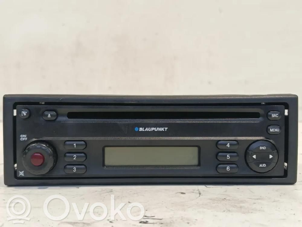 Dacia Sandero Panel / Radioodtwarzacz CD/DVD/GPS 
