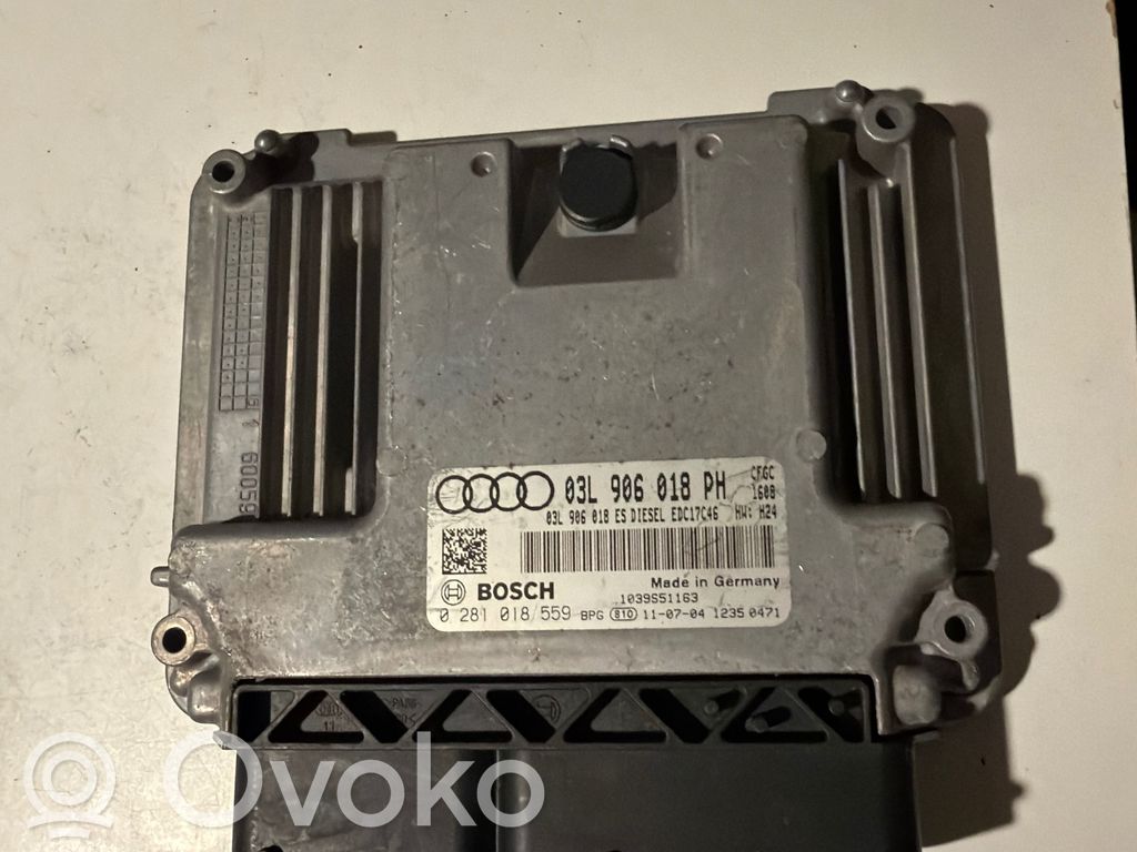 Audi Q3 8U Engine control unit/module 