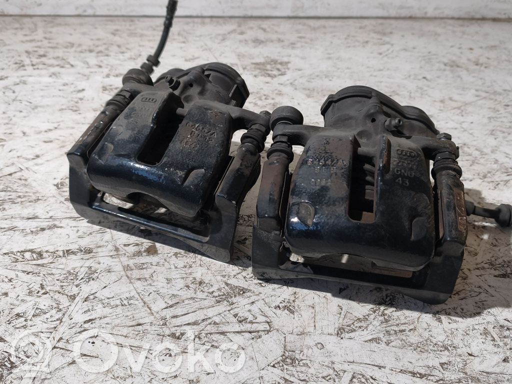 Audi A4 S4 B8 8K Etrier frână spate 