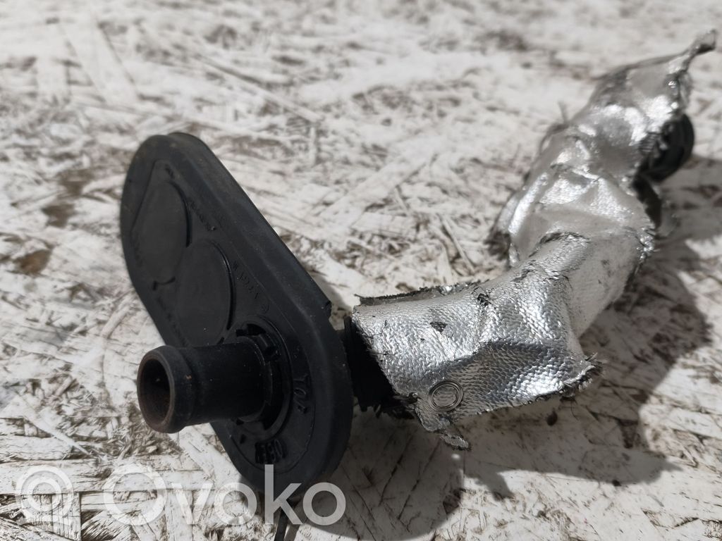 Audi A4 S4 B9 Tubo flessibile del liquido di raffreddamento del motore 