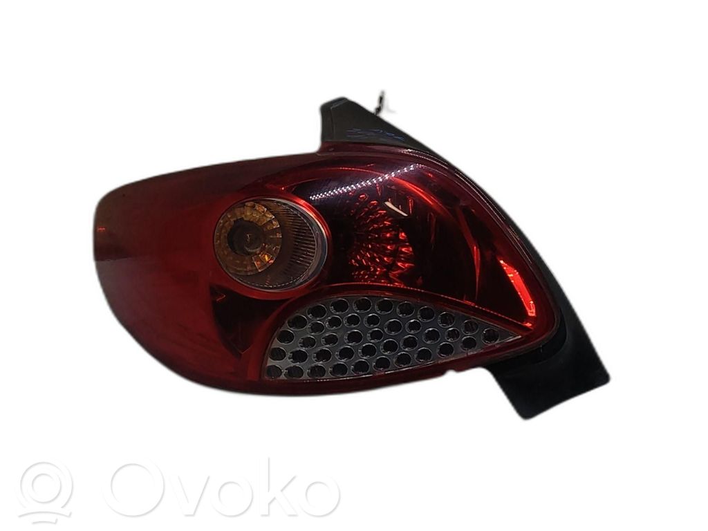 Peugeot 206 Rear/tail lights 