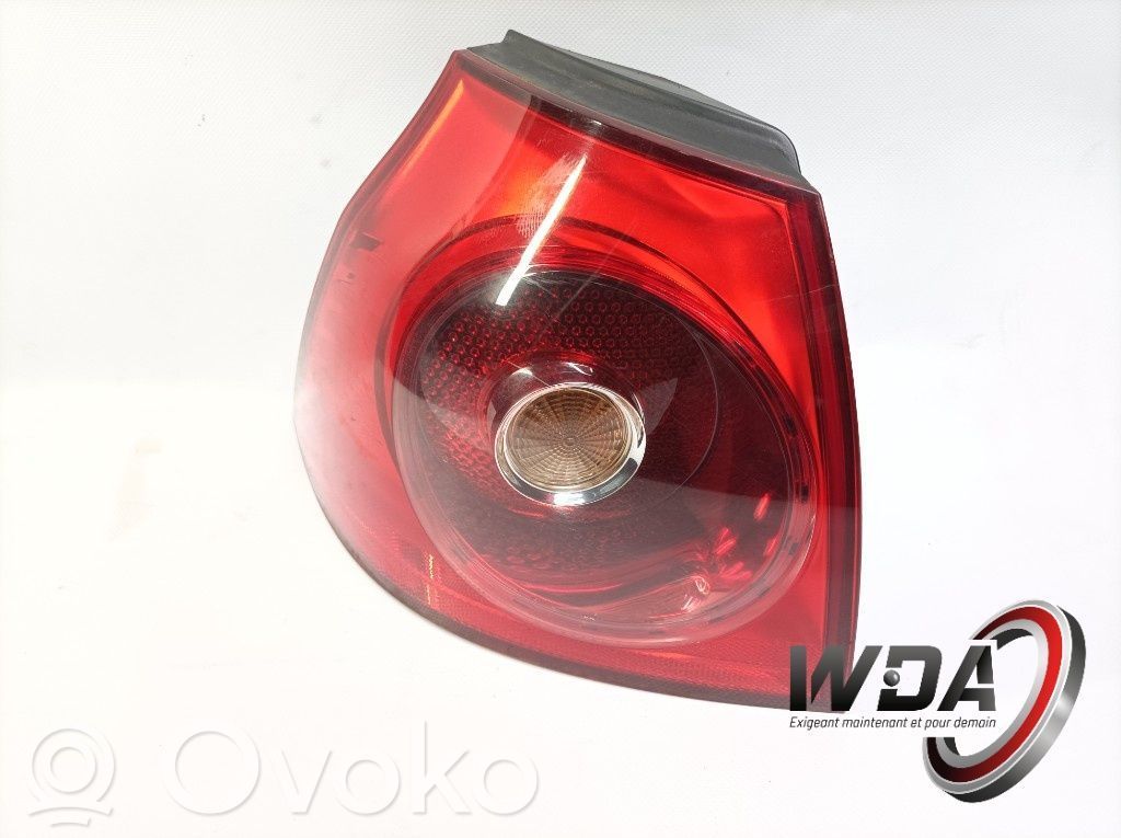 Volkswagen Golf V Lampa tylna 