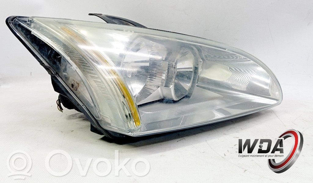 Ford Focus Headlight/headlamp 
