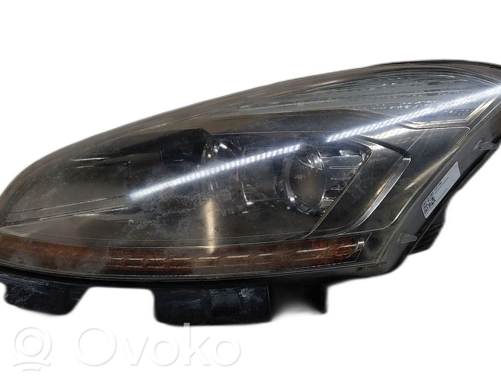 Citroen C4 I Picasso Phare frontale 