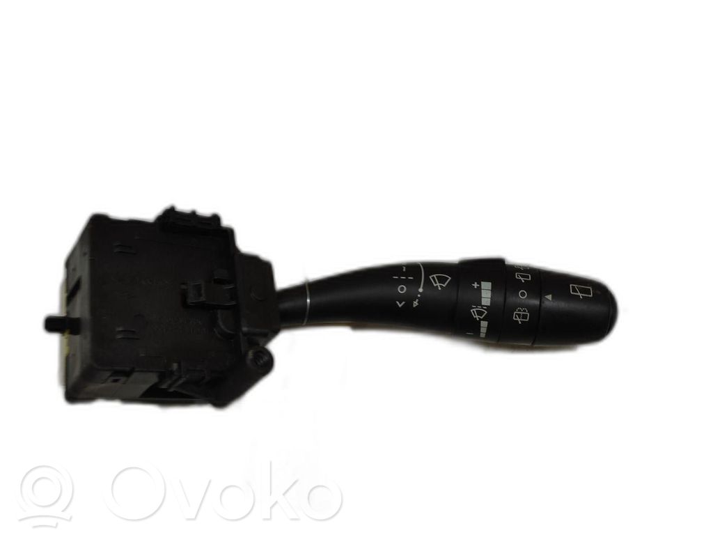 Hyundai i30 Manetka / Przełącznik wycieraczek 